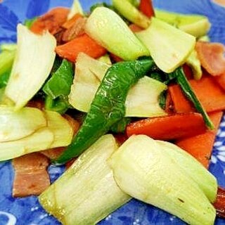 青梗菜が主役の　野菜炒め